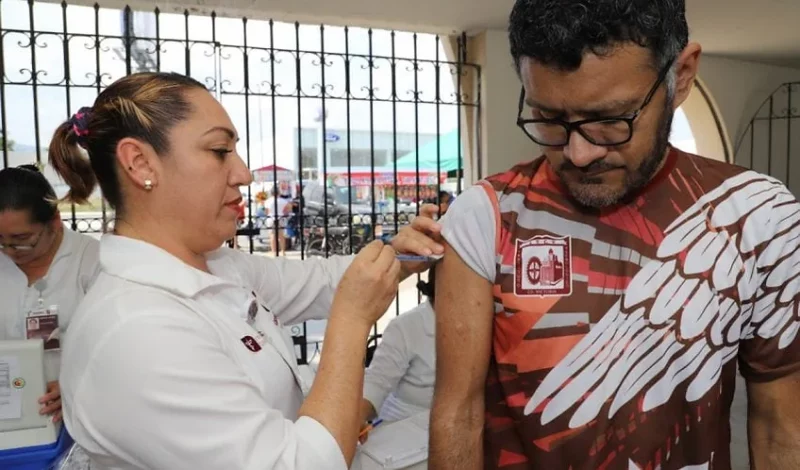 Invita SST a vacunarse contra el tétanos